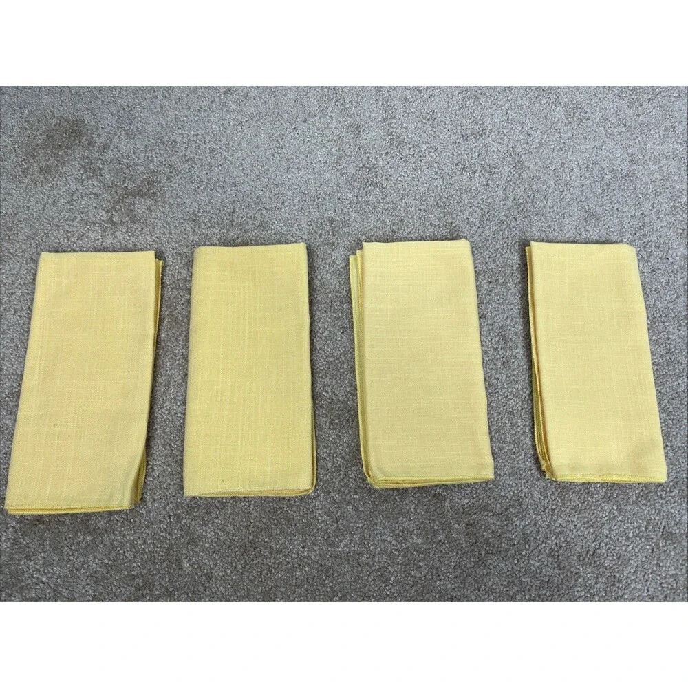 Set Of 4 Vintage Fine Linen Blend Dinner Napkins Yellow 16